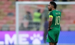 الأخضر السعودي يتجاوز عقبة عمان بصعوبة بثنائية في كأس العرب